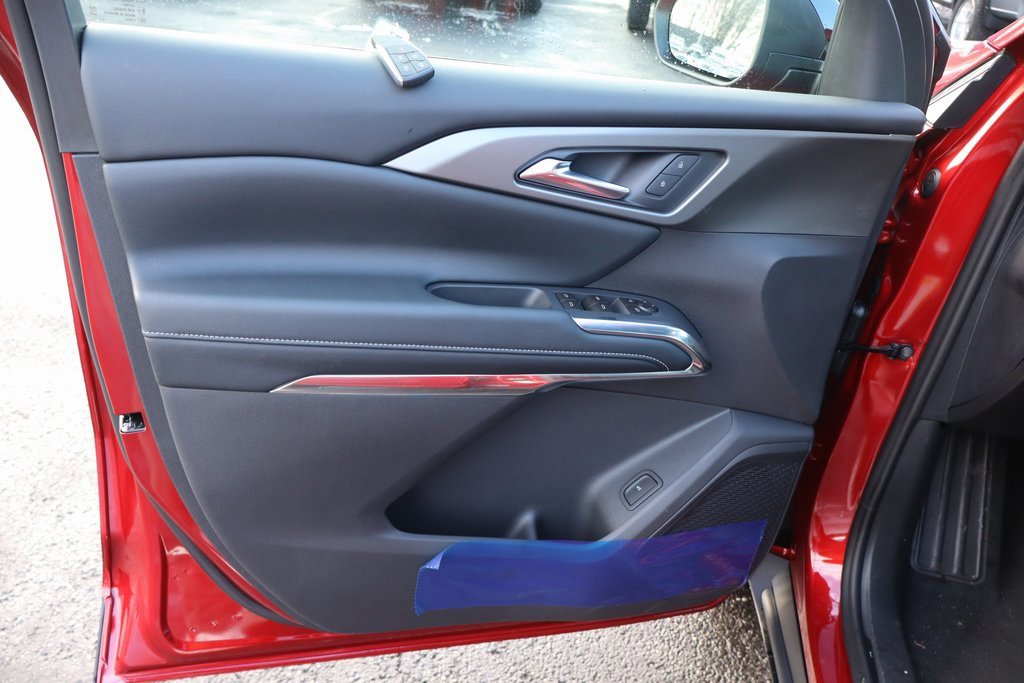 New 2026 Chevrolet Traverse LT w/ Driver Confidence Package image 3