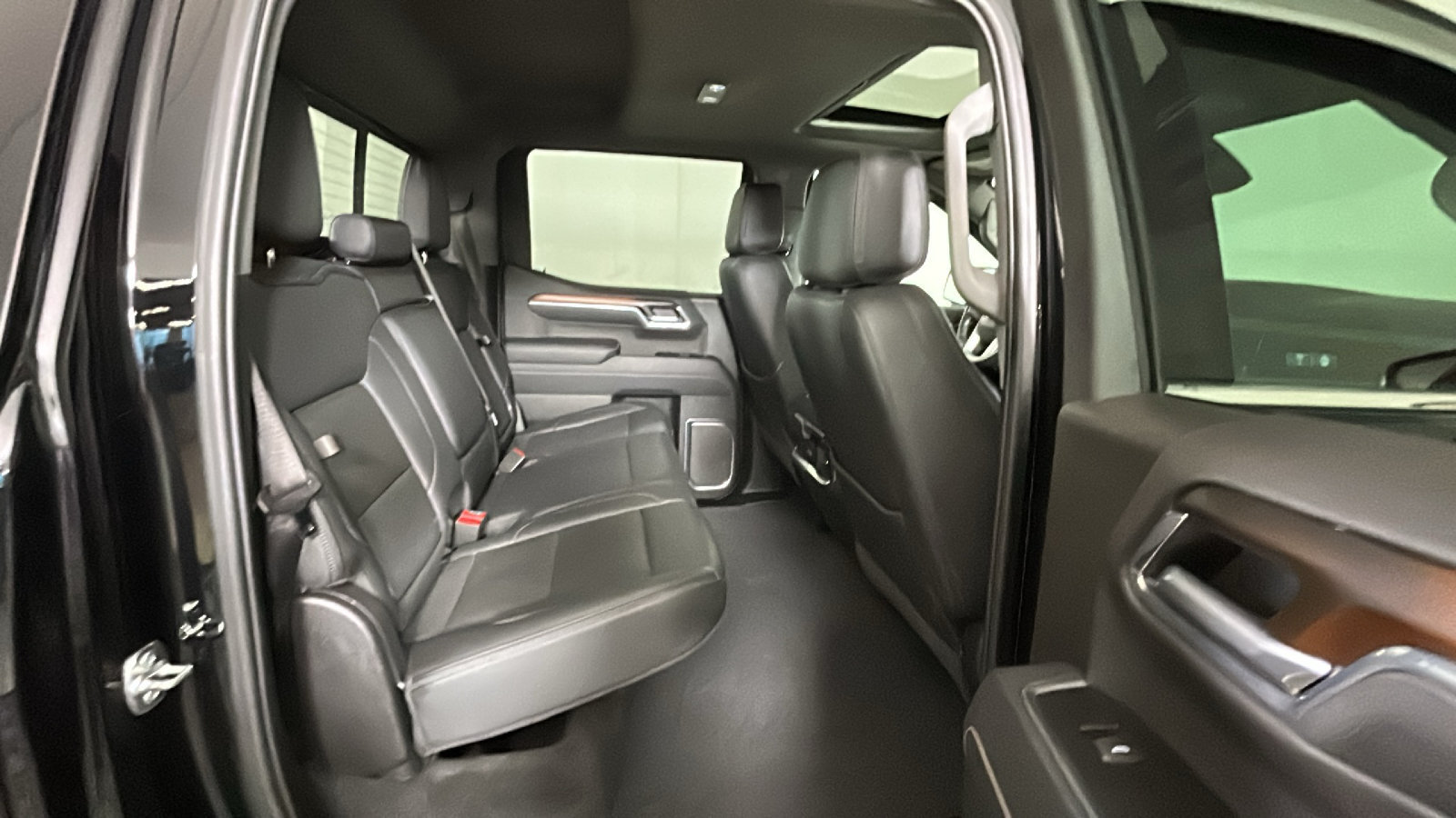 Used 2025 GMC Sierra 1500 Denali AWD/4WD image 35