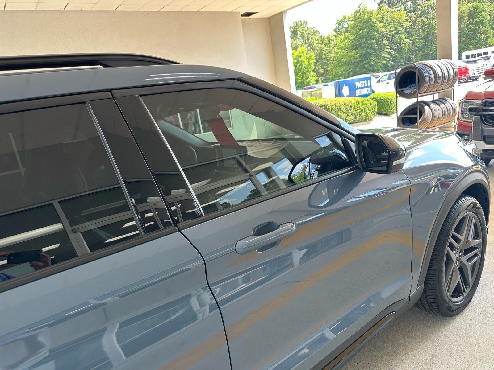Used 2025 Ford Explorer ST w/ Sun And Sound Package AWD/4WD image 9