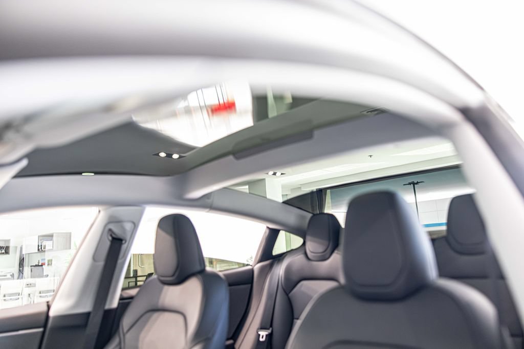 Used 2026 Tesla Model 3 RWD image 19