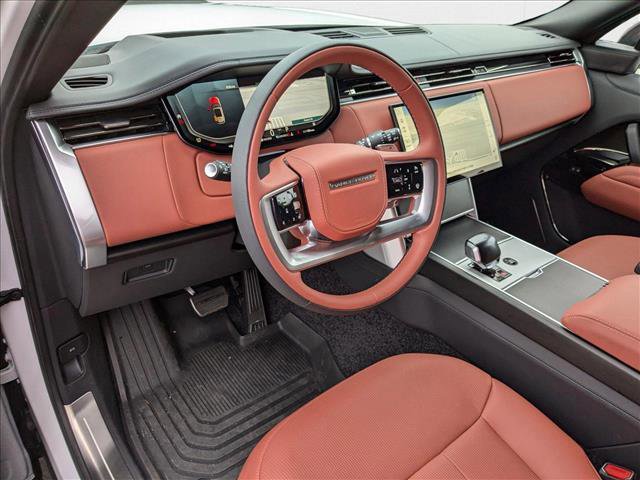 New 2024 Land Rover Range Rover SV image 3
