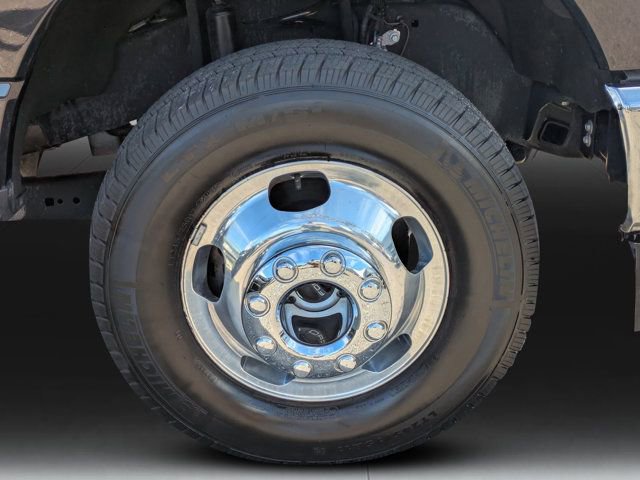 Used 2025 Ford F350 Lariat image 33