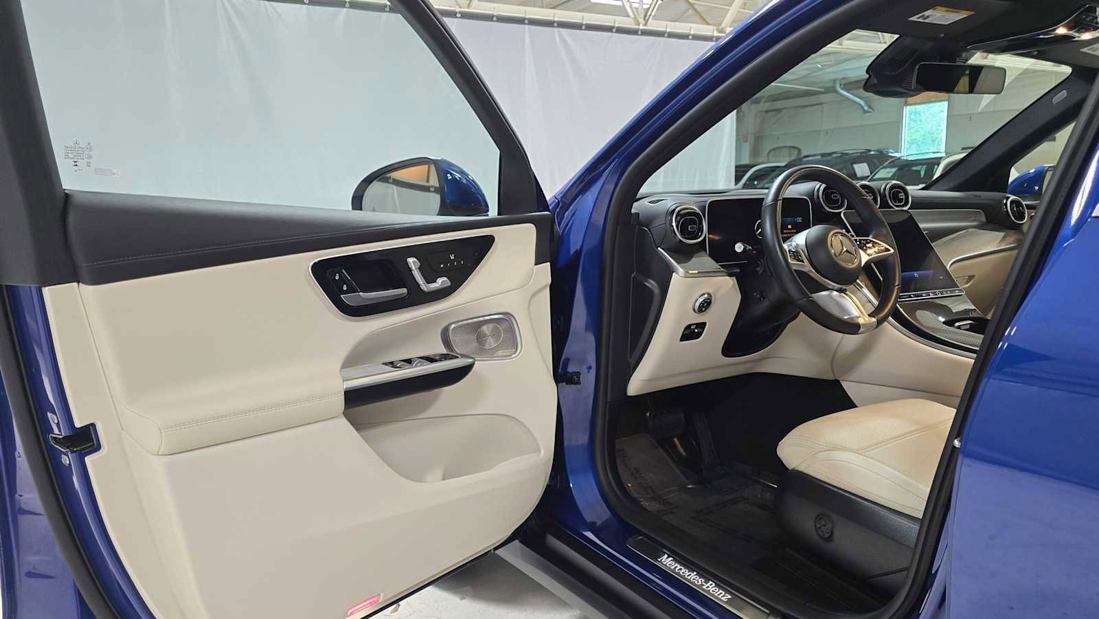 Certified 2024 Mercedes-Benz GLC 300 4MATIC image 19
