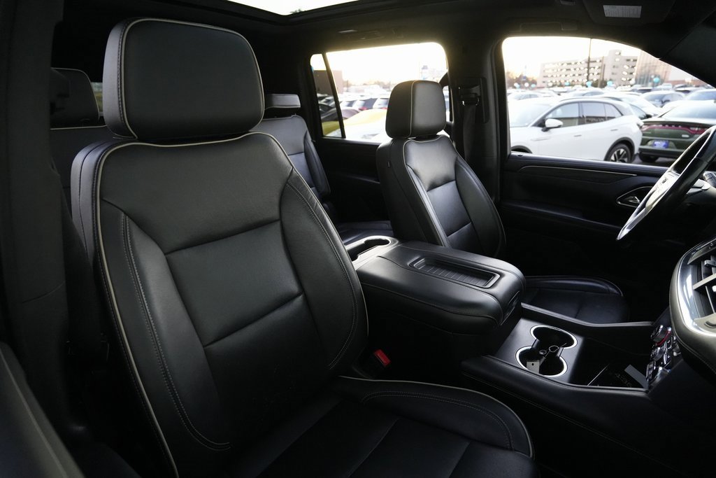 Used 2021 GMC Yukon XL SLT w/ SLT Luxury Plus Package image 26