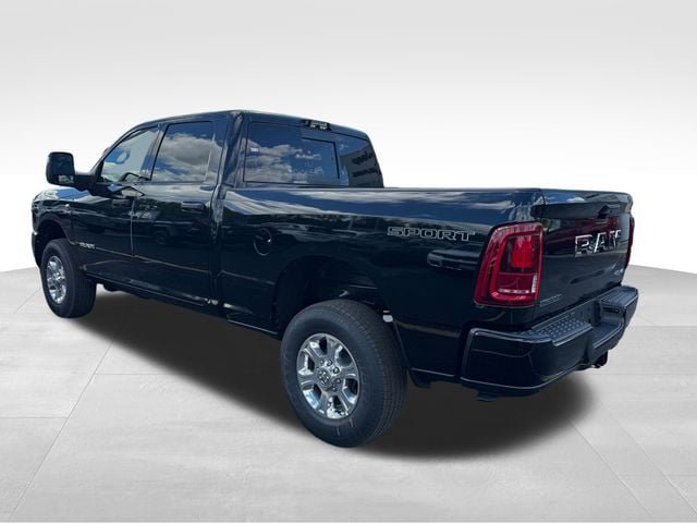 New 2026 RAM 2500 Big Horn AWD/4WD image 5