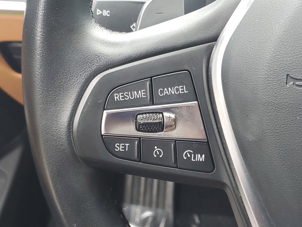 Used 2023 BMW 330i Sedan w/ Convenience Package image 23