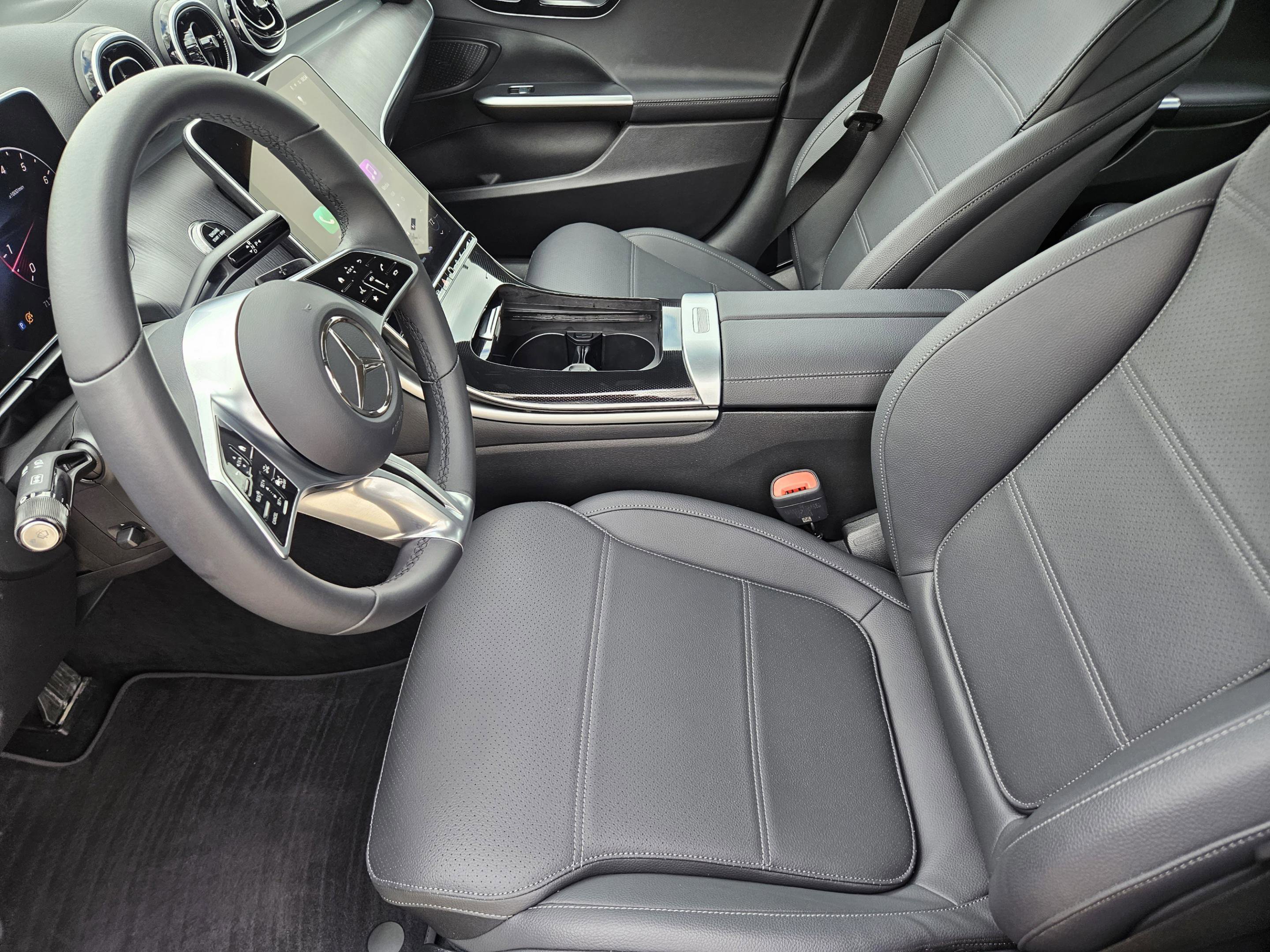 Certified 2026 Mercedes-Benz C 300 Sedan image 5