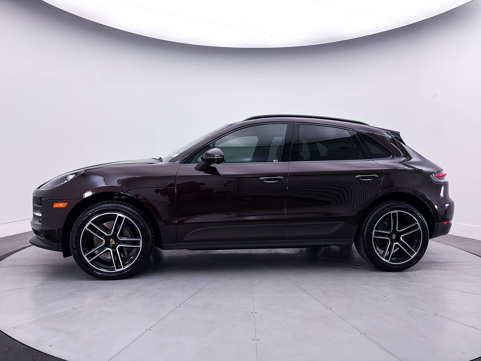 Used 2021 Porsche Macan S w/ Premium Package Plus AWD/4WD image 44