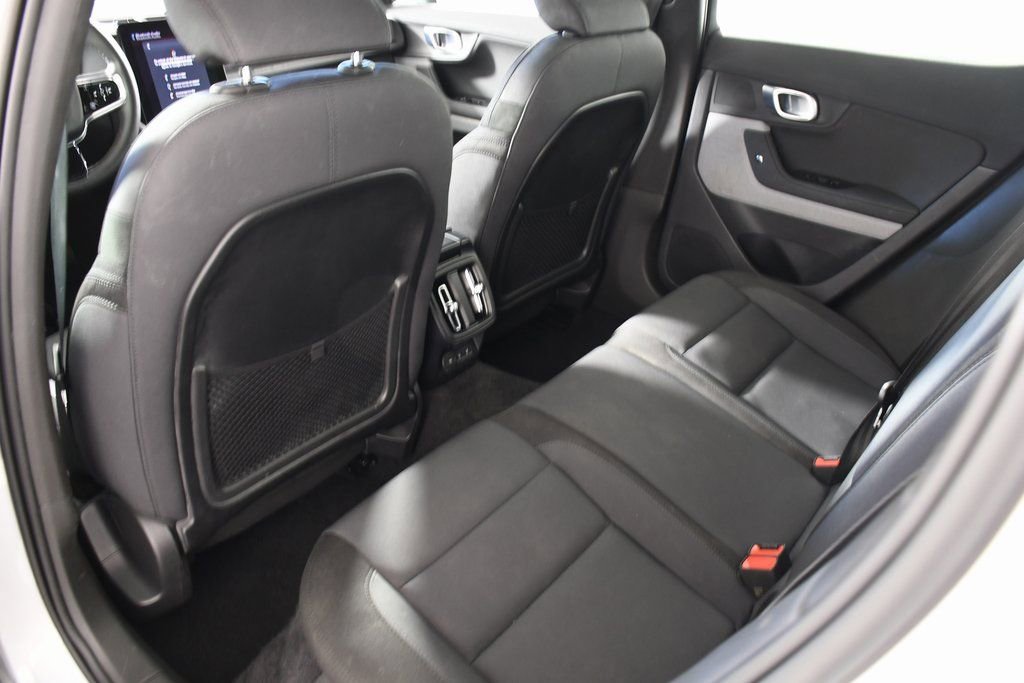 Used 2023 Polestar Polestar 2 w/ Pilot Pack image 27