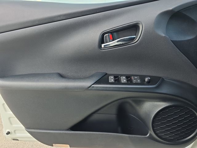 Used 2016 Toyota Prius Four image 26