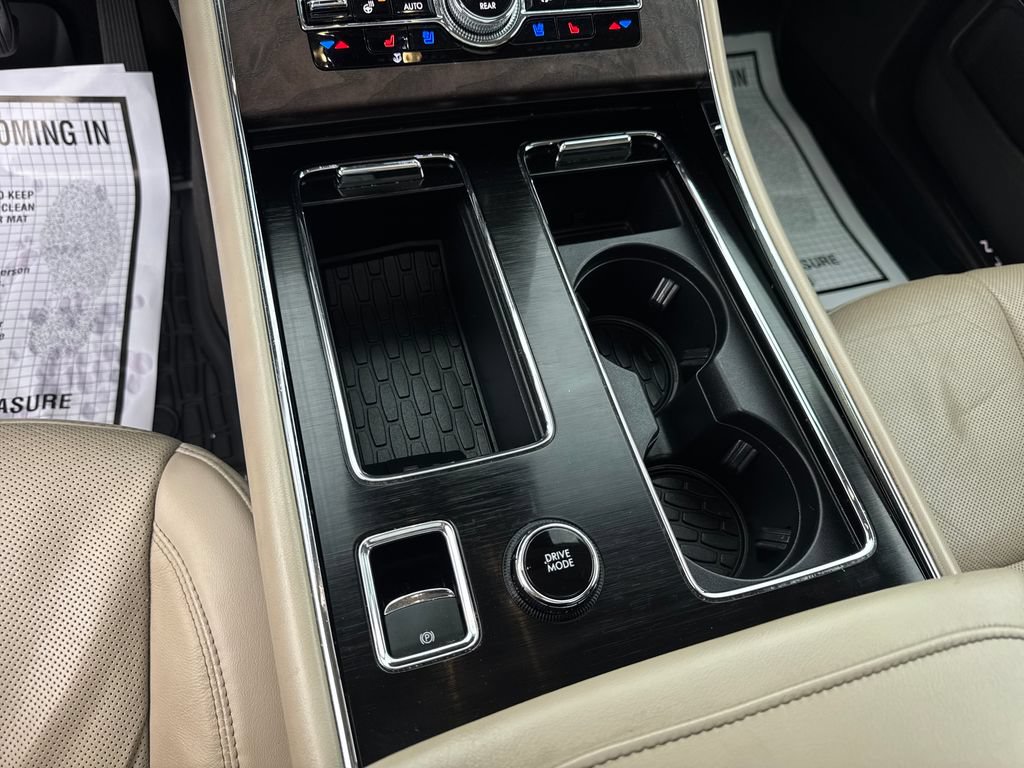 Used 2020 Lincoln Aviator Reserve w/ Equipment Group 201A AWD/4WD image 53