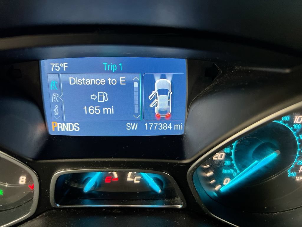 Used 2015 Ford Escape SE FWD image 13