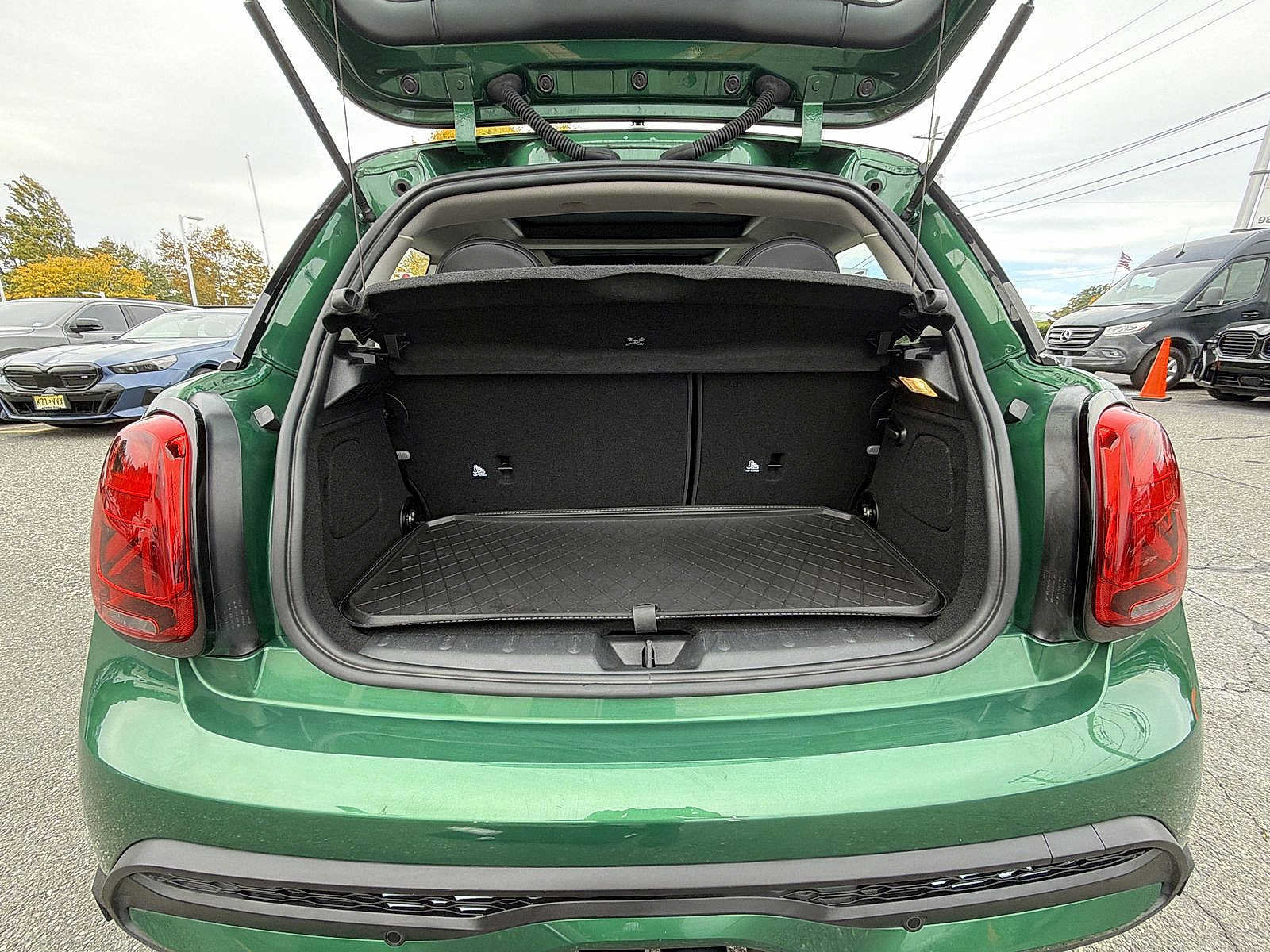 Used 2024 MINI Cooper S FWD image 27