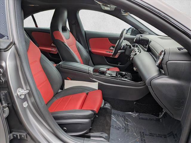 Used 2020 Mercedes-Benz CLA 250 4MATIC image 21