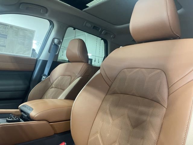 New 2026 Nissan Pathfinder Platinum w/ Cargo Package AWD/4WD image 10
