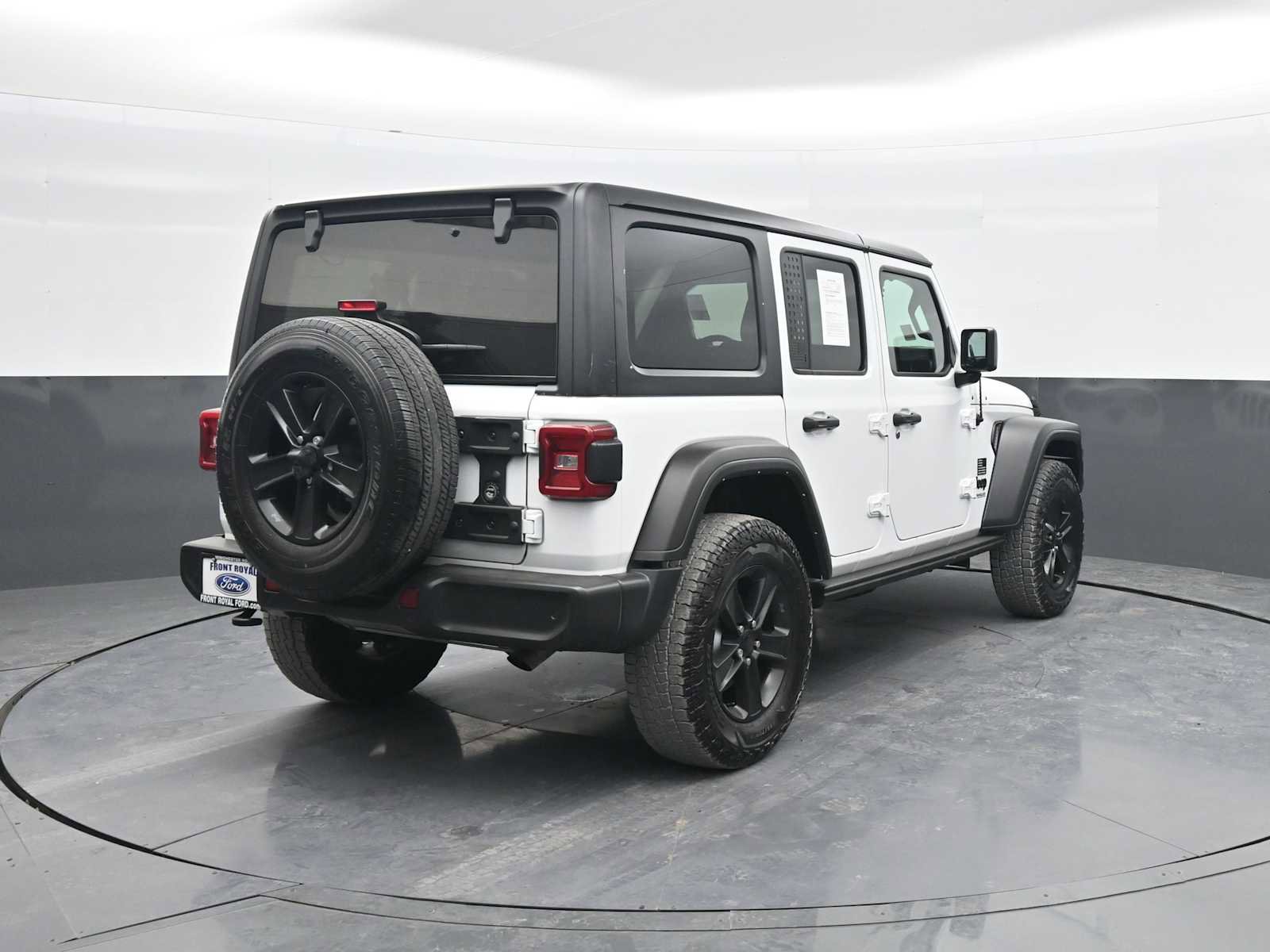 Used 2022 Jeep Wrangler Unlimited Sport AWD/4WD image 7