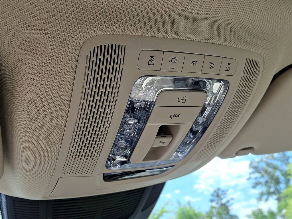 Used 2023 Mercedes-Benz GLS 450 4MATIC image 27