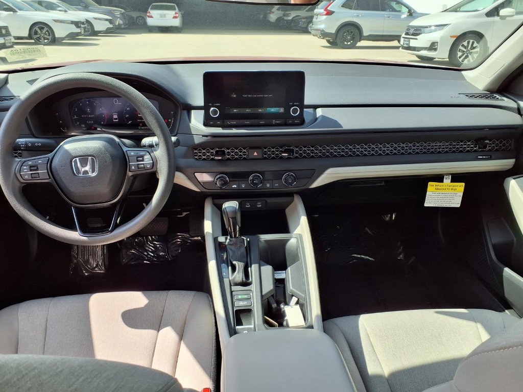 Used 2023 Honda Accord LX image 10