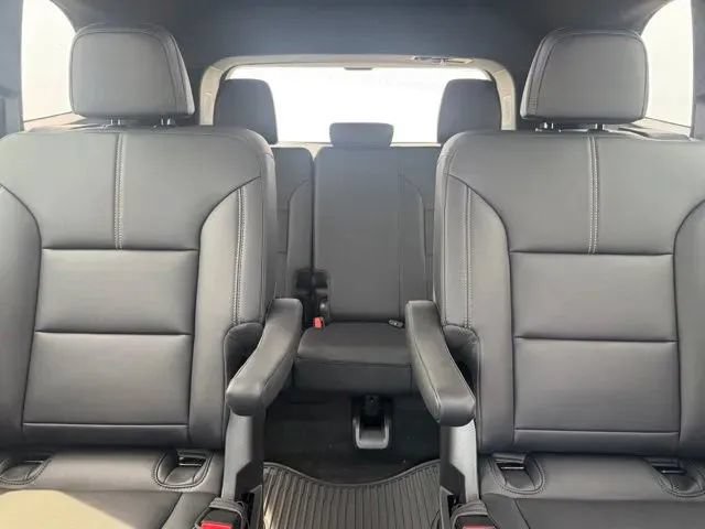 New 2027 GMC Acadia Elevation w/ Black Edition AWD/4WD image 20