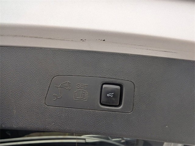 Used 2020 Lincoln Corsair Reserve w/ Equipment Group 201A image 32