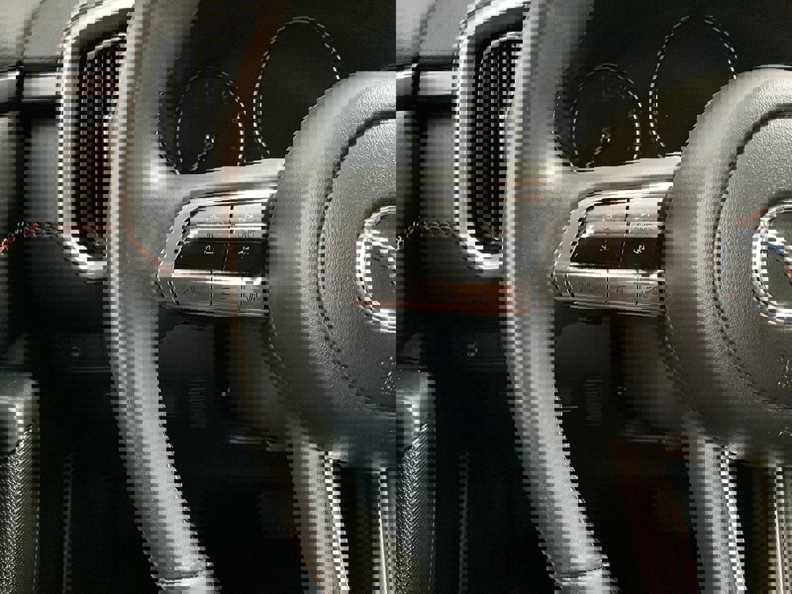 Used 2024 MAZDA CX-50 AWD 2.5 Turbo w/ Cargo Package image 17