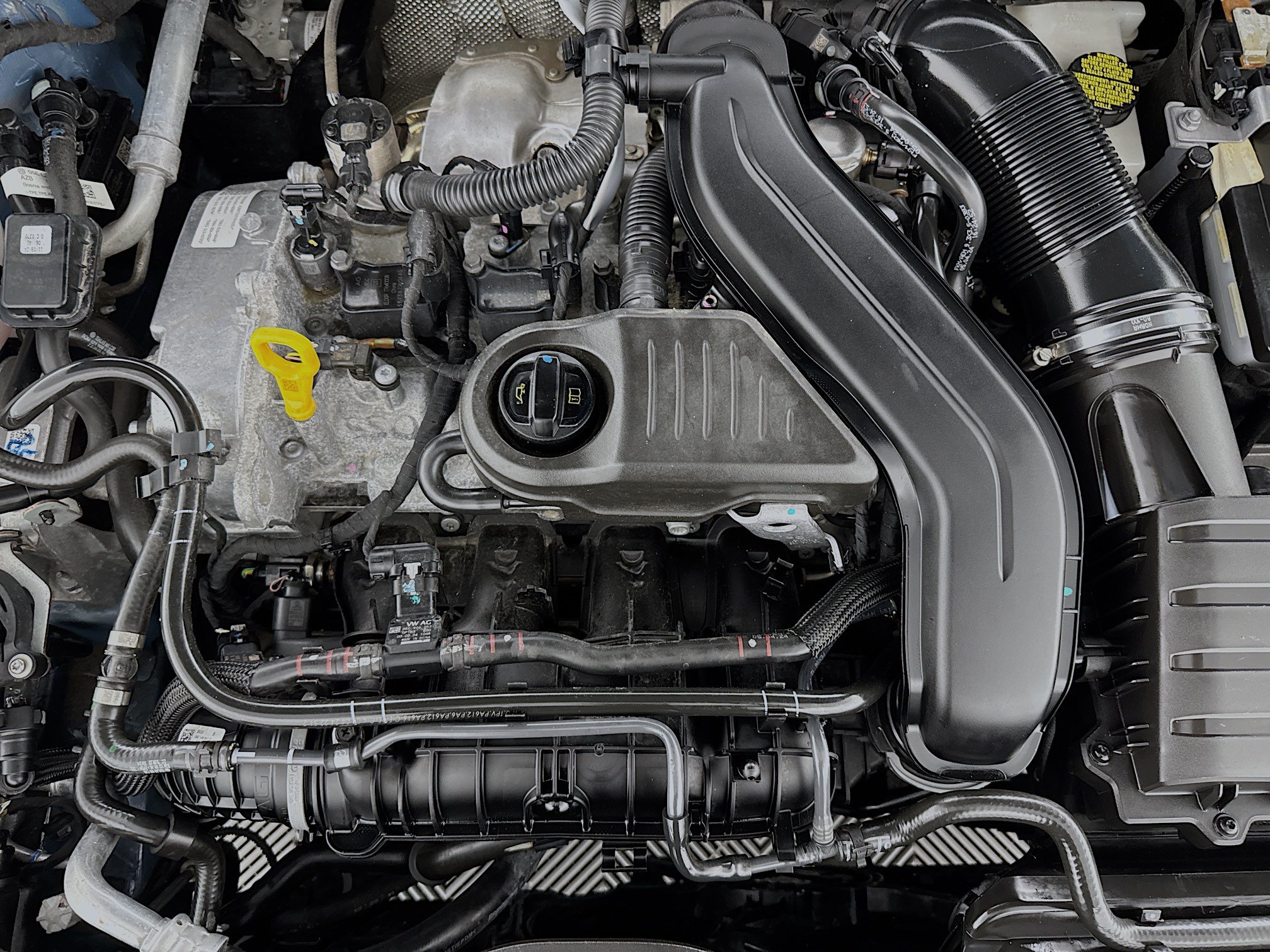 Used 2025 Volkswagen Jetta SE FWD image 38