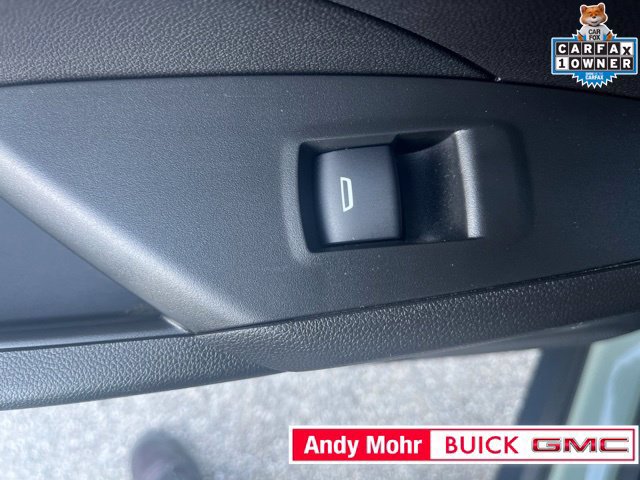 Used 2025 Chevrolet Trax ACTIV w/ Sunroof Package FWD image 33