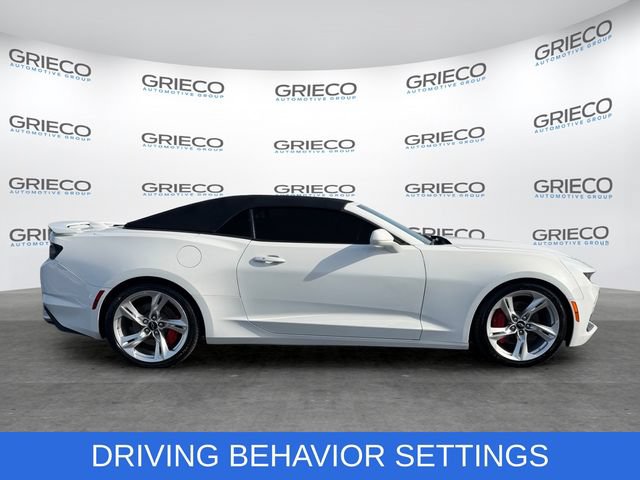Used 2021 Chevrolet Camaro SS RWD image 8
