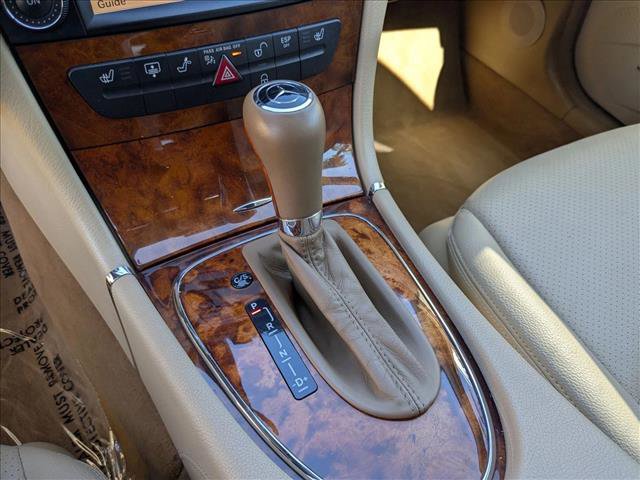 Used 2009 Mercedes-Benz E 350 Sedan image 12