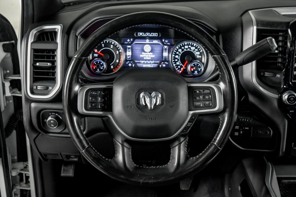 Used 2022 RAM 3500 Big Horn w/ Level B Equipment Group AWD/4WD image 16