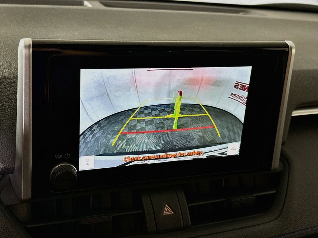 Certified 2025 Toyota RAV4 SE w/ Convenience Package AWD/4WD image 6