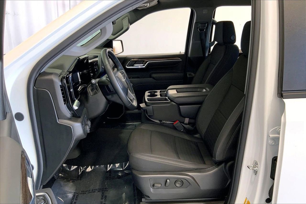 Used 2026 Chevrolet Silverado 1500 RST image 18