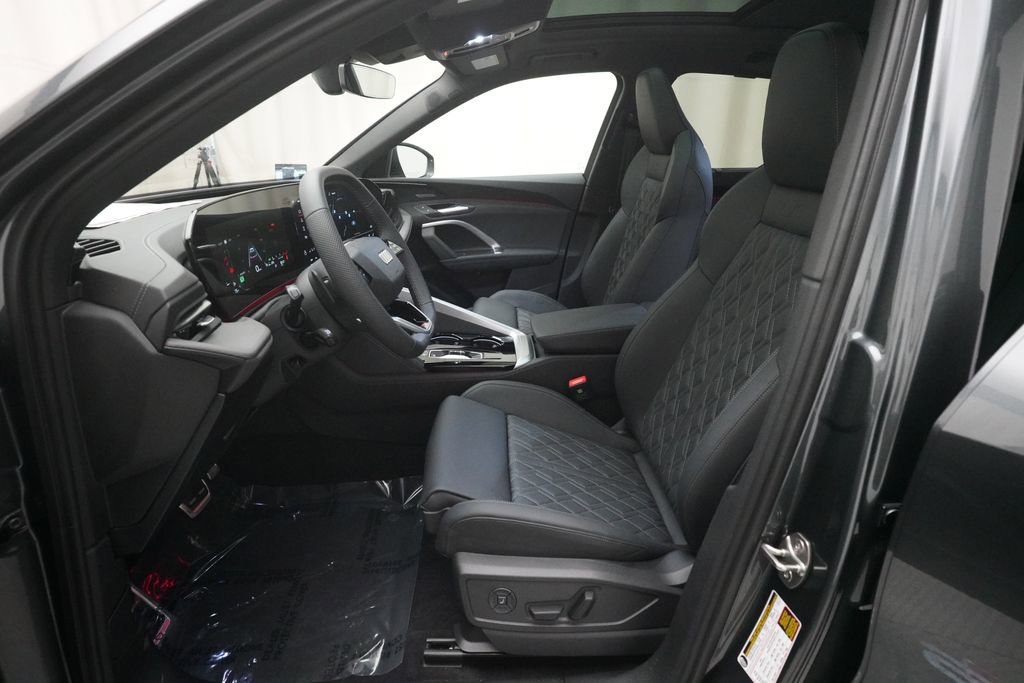 New 2025 Audi SQ5 Premium Plus image 7