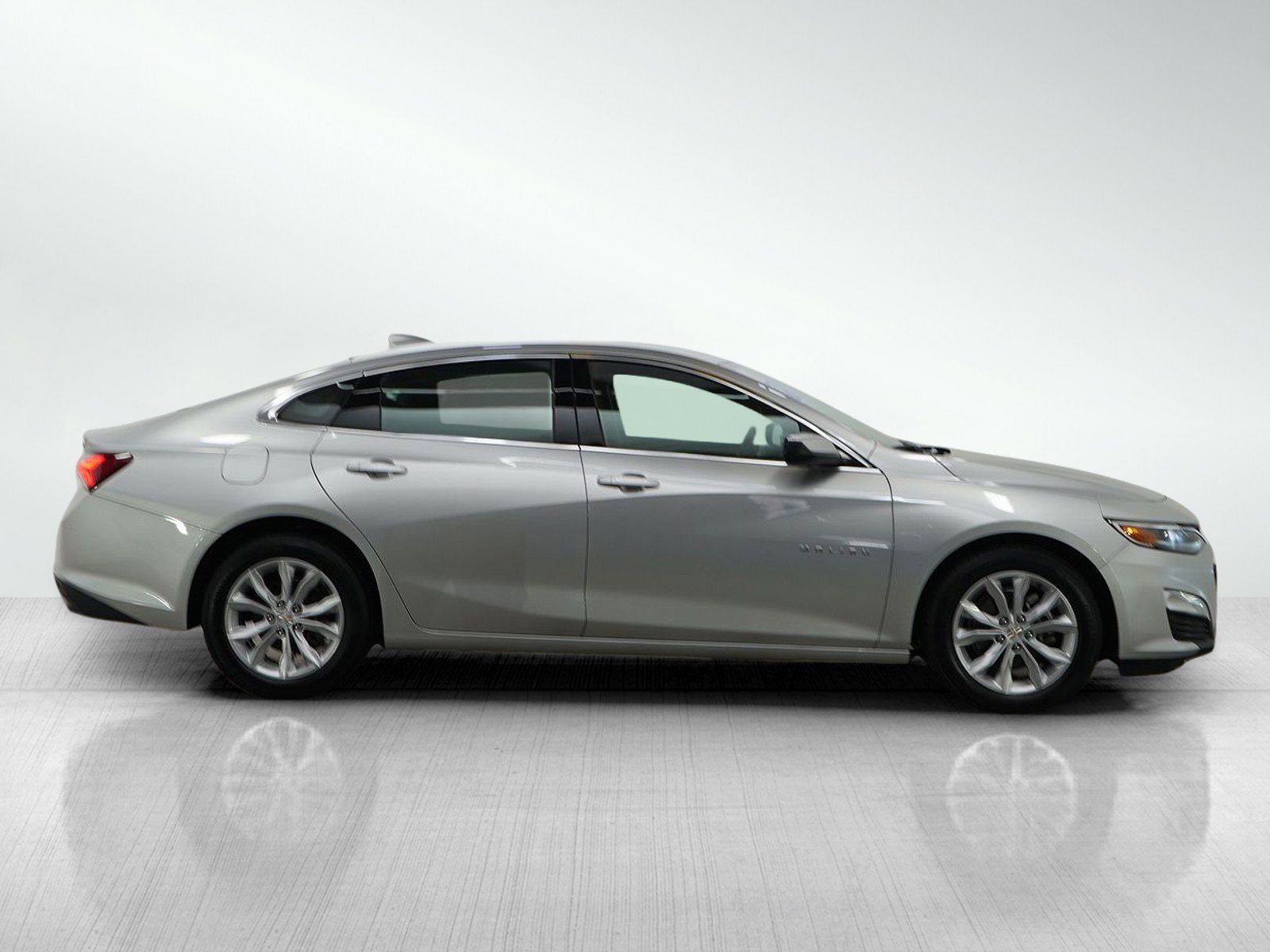 Used 2021 Chevrolet Malibu LT image 6