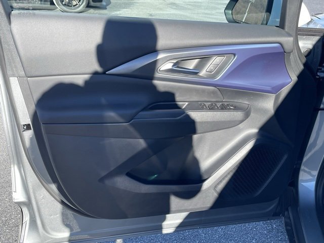 New 2026 Chevrolet Equinox EV LT w/ LPO, Tech Bronze Package image 19