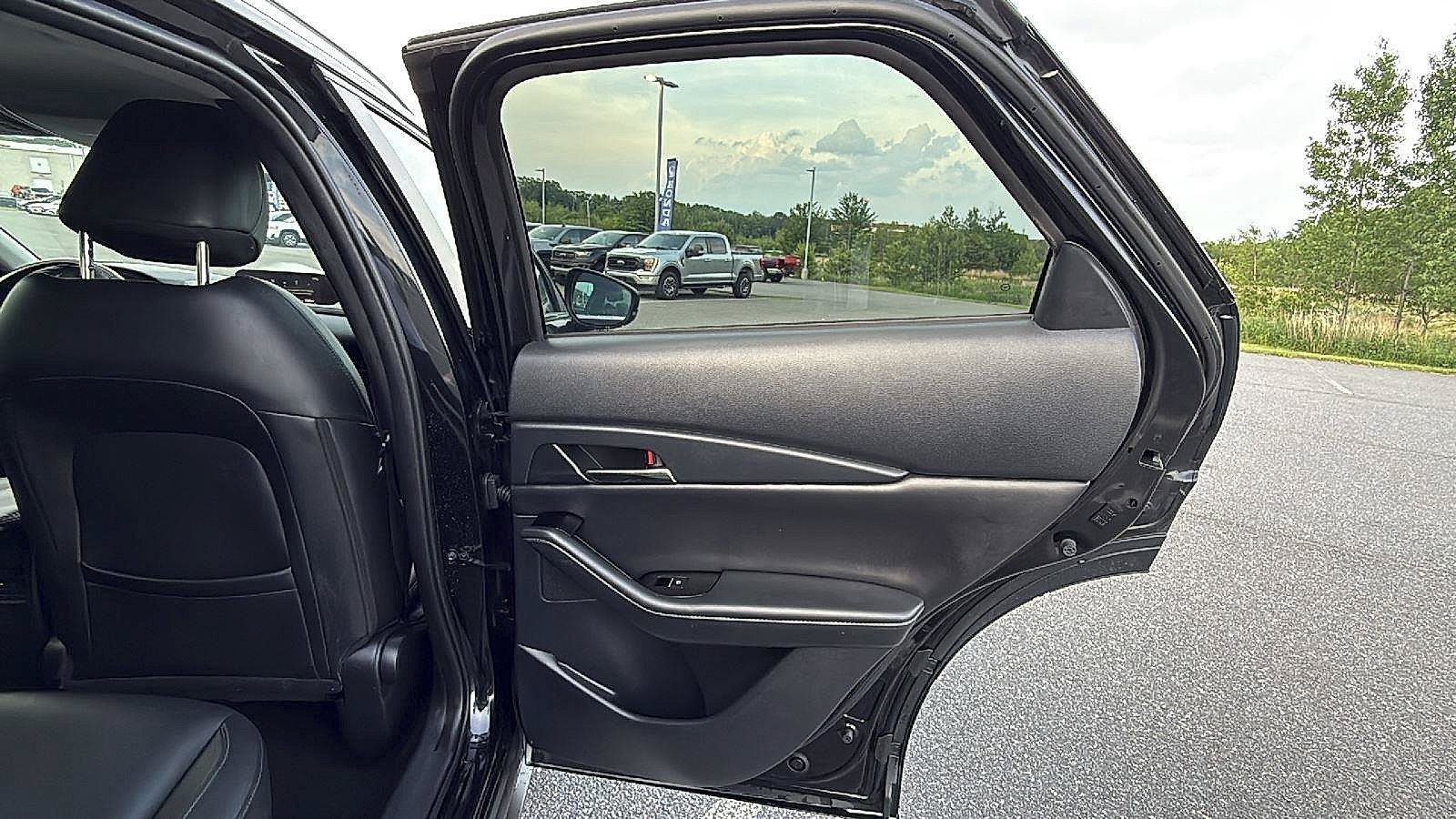 Used 2023 MAZDA CX-30 AWD 2.5 S w/ Preferred Package image 18