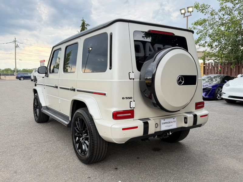 Used 2021 Mercedes-Benz G 550 image 8