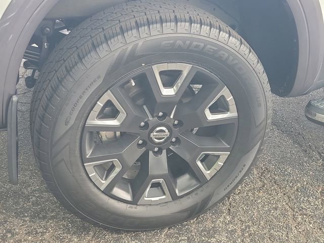 Used 2021 Nissan Titan Platinum Reserve w/ Moonroof Package AWD/4WD image 5