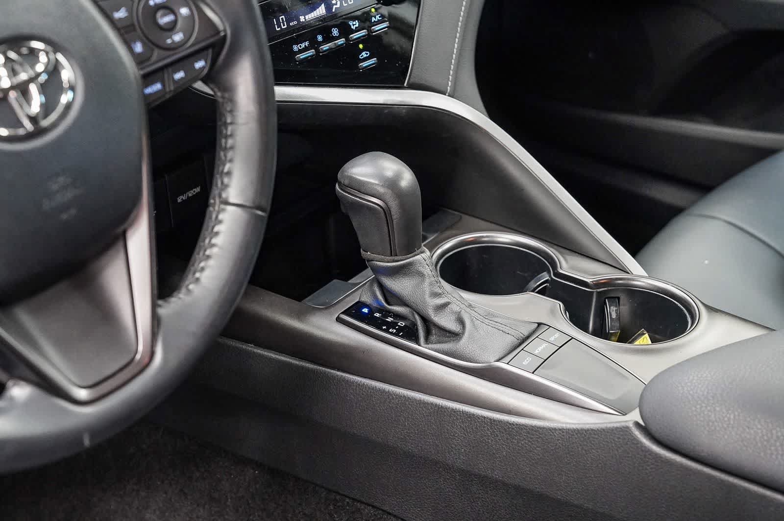 Used 2024 Toyota Camry SE FWD image 23