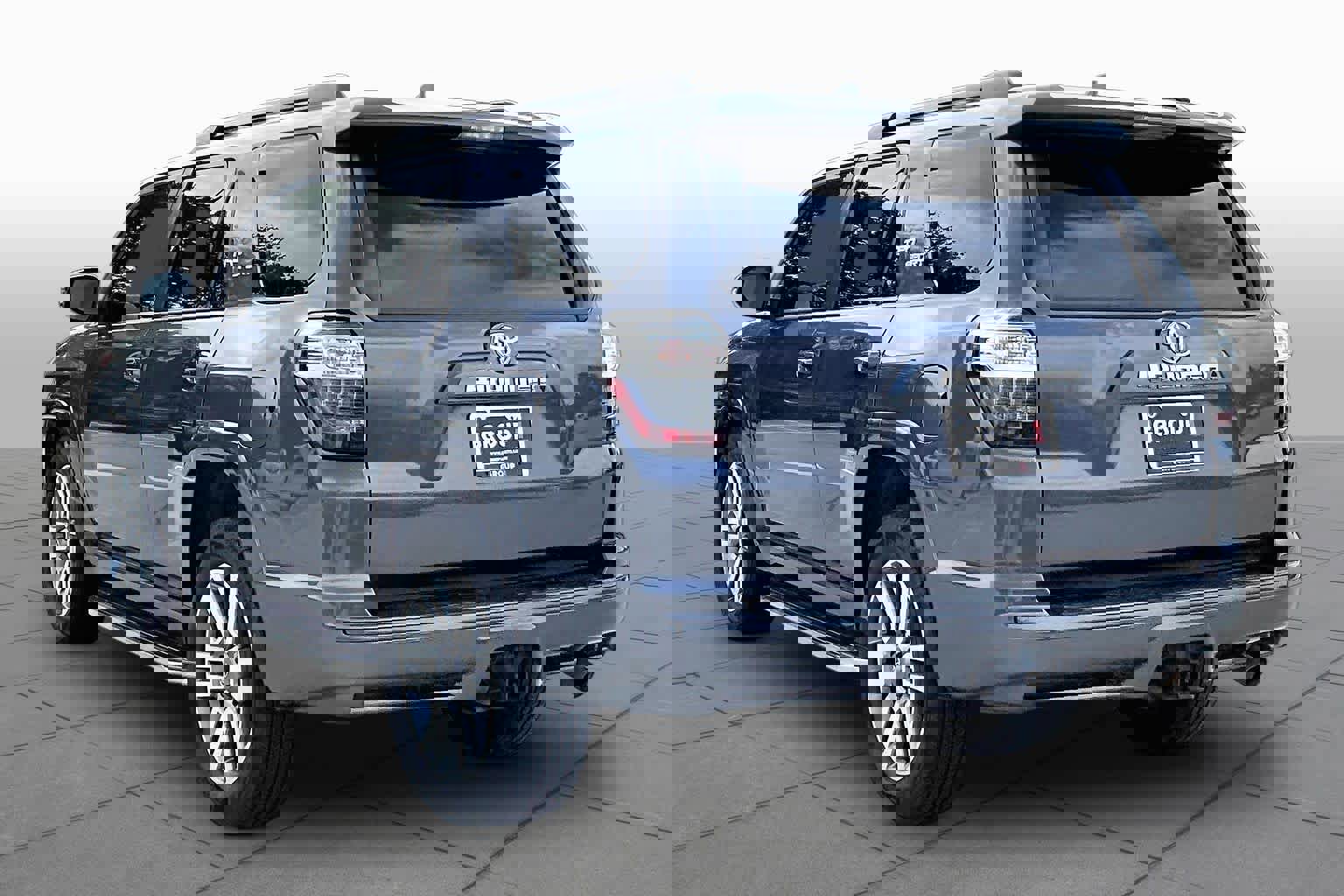 Used 2022 Toyota 4Runner TRD Sport w/ Technology Package image 12