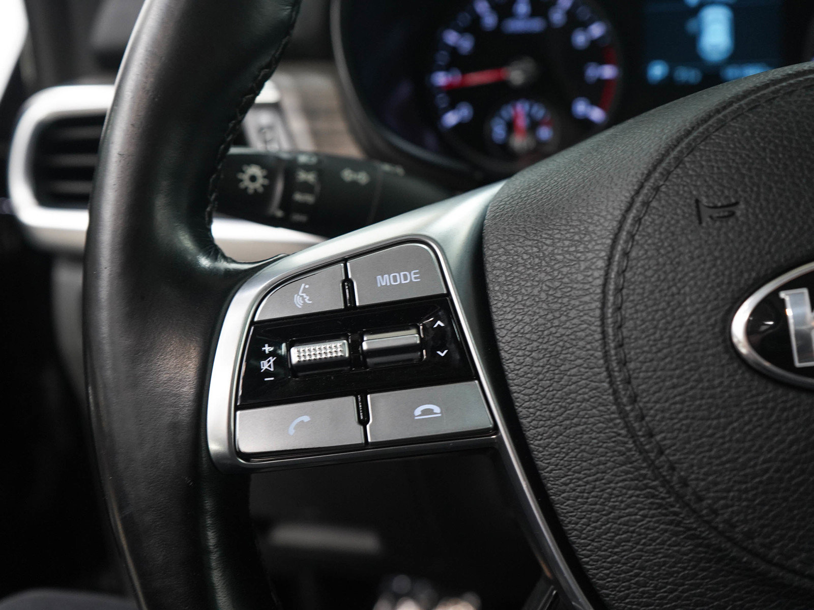 Used 2021 Kia Telluride EX w/ EX Premium Package AWD/4WD image 29