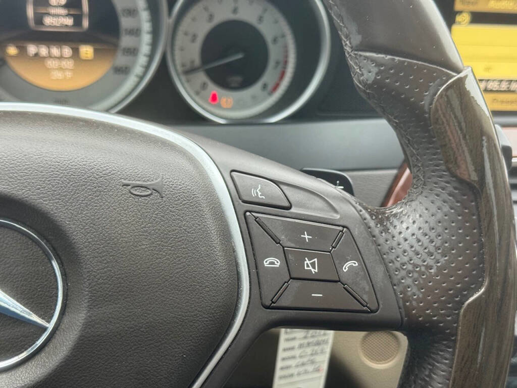 Used 2012 Mercedes-Benz C 250 Coupe image 19
