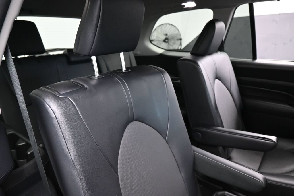 Used 2024 Toyota Grand Highlander FWD image 41