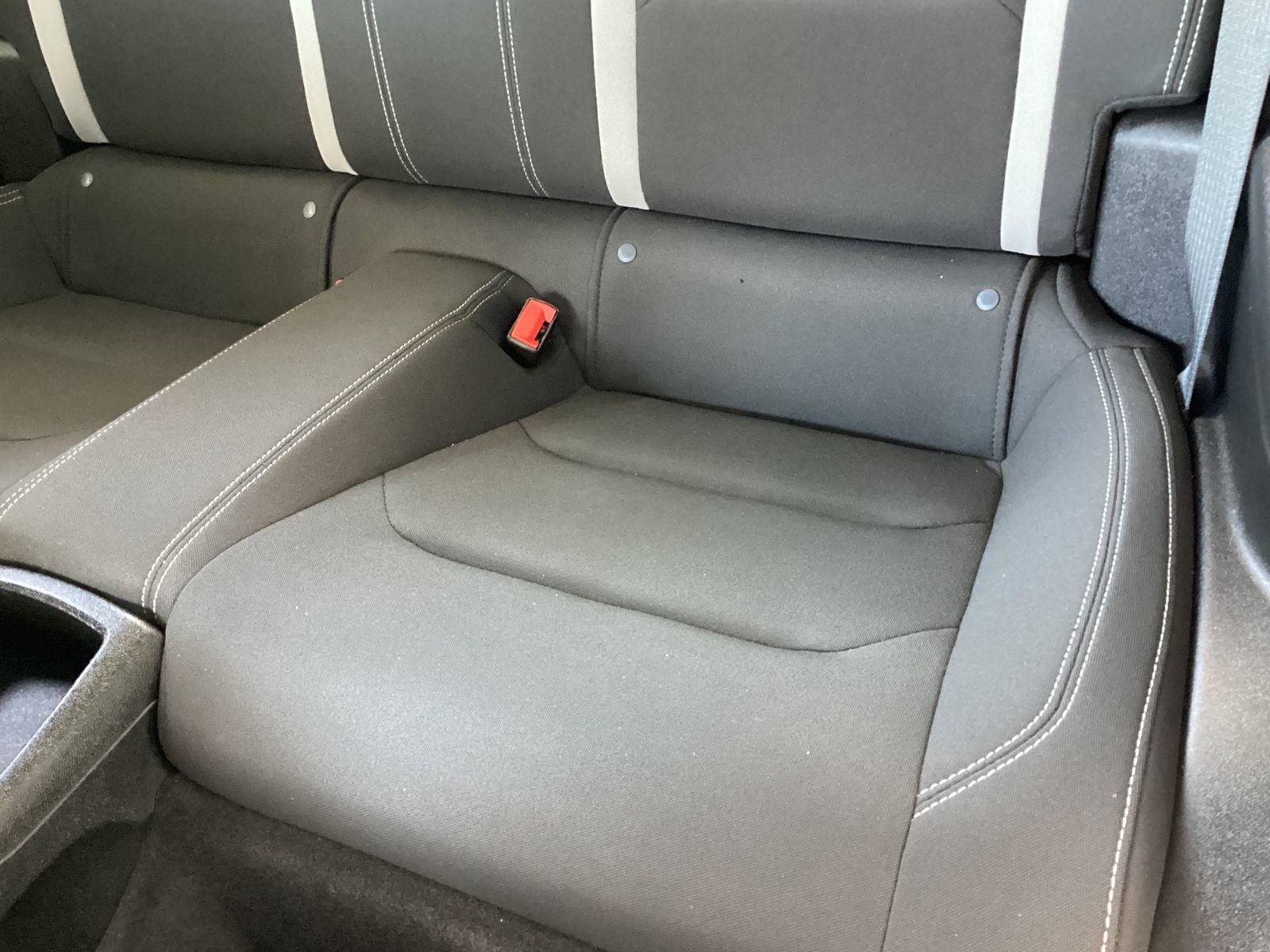 Used 2022 Chevrolet Camaro LT image 15