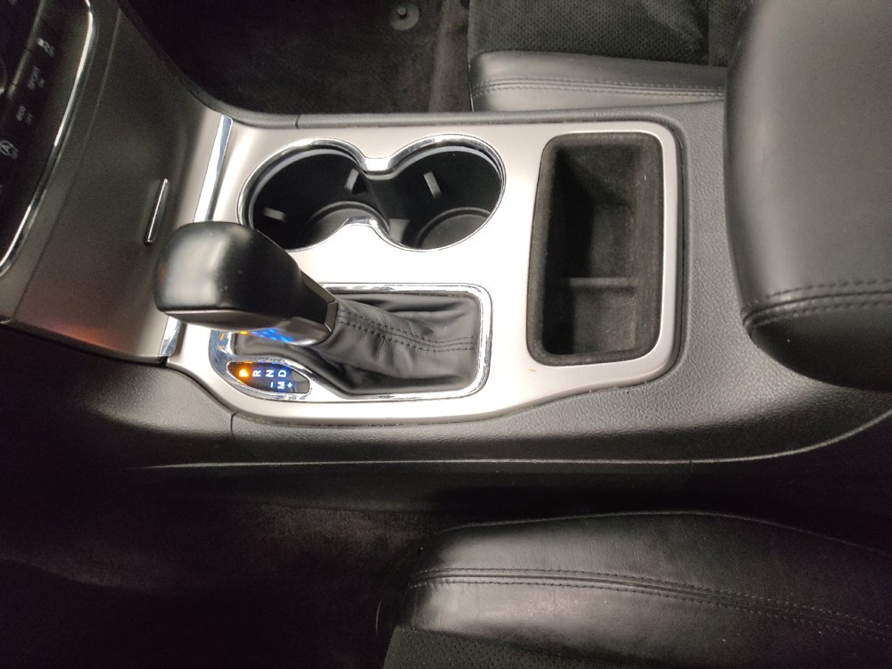 Used 2018 Jeep Grand Cherokee Altitude AWD/4WD image 26