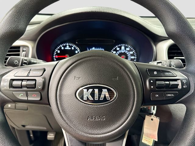 Used 2017 Kia Sorento LX image 13