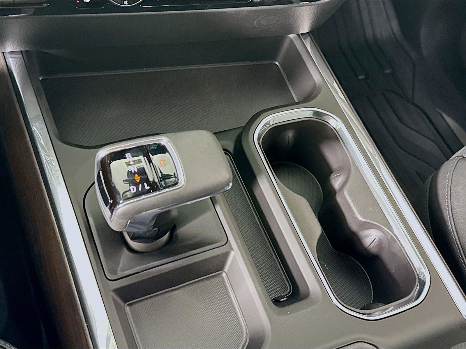 New 2026 GMC Sierra 1500 SLT AWD/4WD image 10