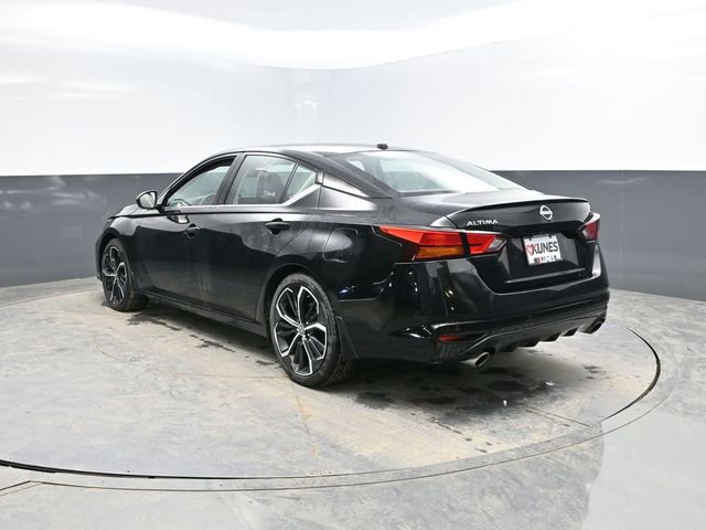 Used 2025 Nissan Altima 2.5 SR image 8