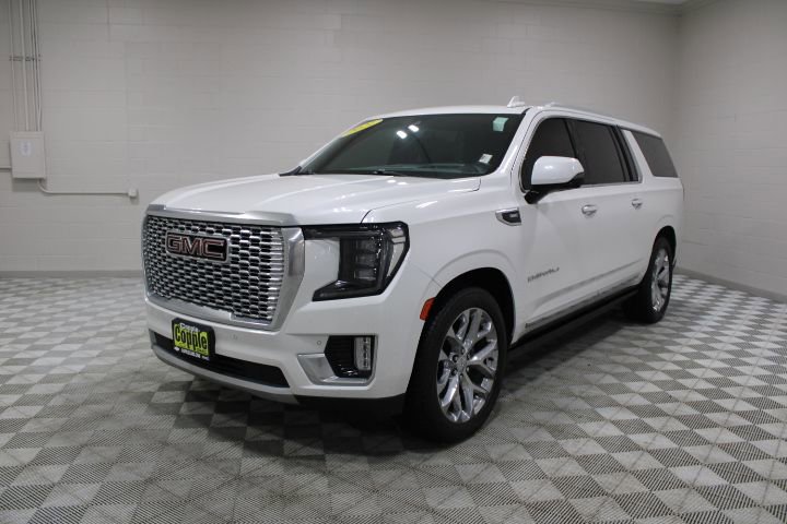 Used 2021 GMC Yukon XL Denali w/ Denali Ultimate Package image 8