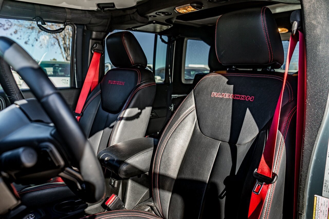 Used 2017 Jeep Wrangler Unlimited Rubicon image 16